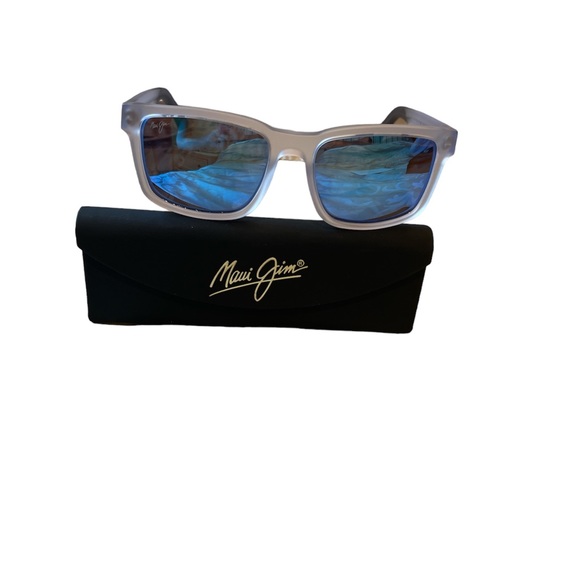 Maui Jim Sunglasses - Picture 2 of 4
